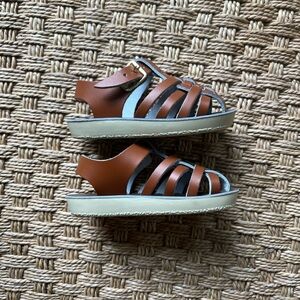 Sun San Sailor sandals by Hoy Shoes, like new! Size 3, brown leather.